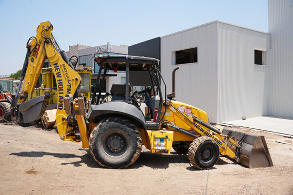 RETROEXCAVADORA NEW HOLLAND B90C 4WD EXT - 1517 - Imagen 2