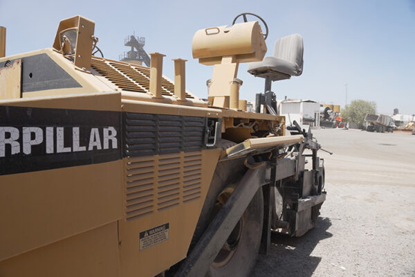 ASFALTADORA CATERPILLAR AP1000 - 0098 - Imagen 4