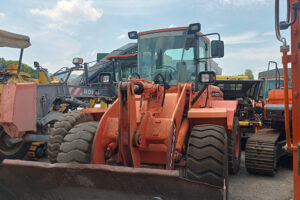 CARGADOR FRONTAL DOOSAN DL200A - 0052