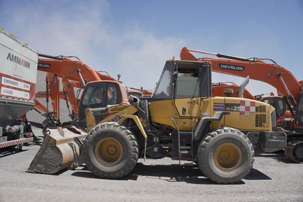 CARGADOR FRONTAL KOMATSU WA250 - 6 - 5173