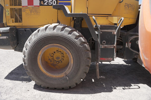 CARGADOR FRONTAL KOMATSU WA250 - 6 - 5173 - Imagen 7