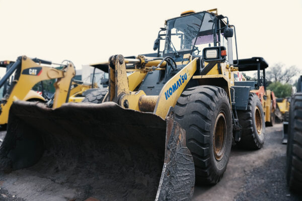 CARGADOR FRONTAL KOMATSU WA250 - 6 - 5173