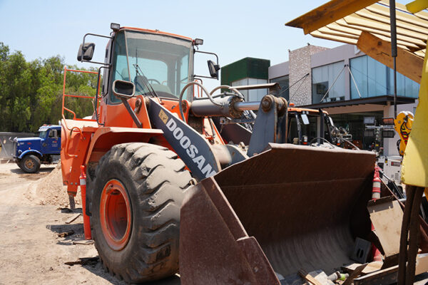 CARGADOR FRONTAL DOOSAN DL300 - 0713 - Imagen 3