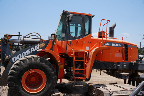 CARGADOR FRONTAL DOOSAN DL300 - 0713 - Imagen 4