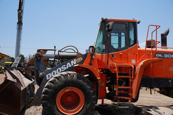 CARGADOR FRONTAL DOOSAN DL300 - 0713 - Imagen 5