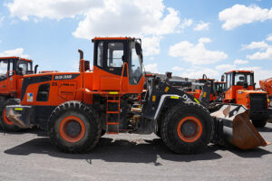 CARGADOR FRONTAL DEVELON SD310 - 0353