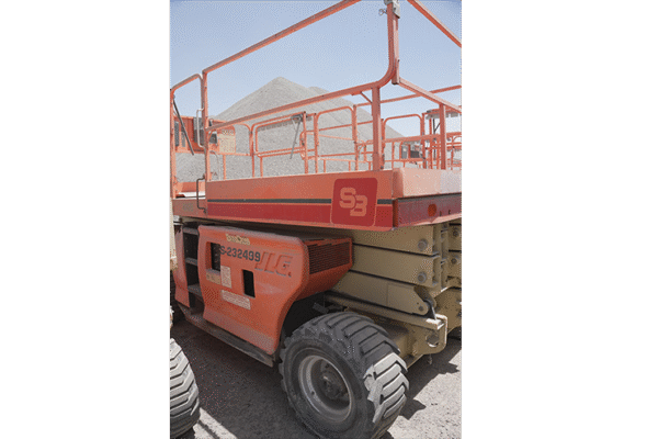 PLATAFORMA JLG - 2499