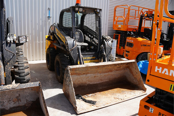 MINICARGADOR NEW HOLLAND L318N - 7258 - Imagen 3