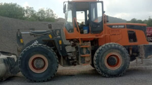 CARGADOR FRONTAL DEVELON SD310 - 0389