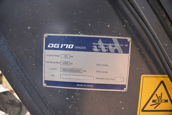 MOTONIVELADORA DOOSAN DG 170 - 0674 - Imagen 6
