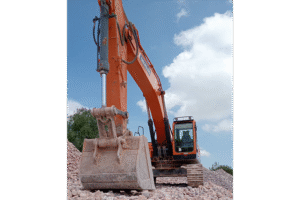 EXCAVADORA DEVELON DX360LCA-7M - 1323