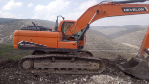EXCAVADORA DEVELON DX225LCA-7M - 3874