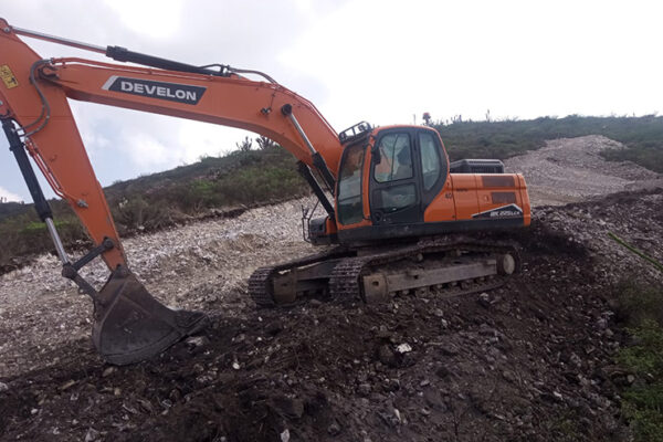 EXCAVADORA DEVELON DX225LCA-7M - 3874 - Imagen 4