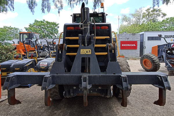 MOTONIVELADORA NEW HOLLAND RG140 - 9999 - Imagen 2