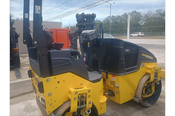 COMPACTADOR RODILLO DOBLE BOMAG BW 120 AD-5 - 3119