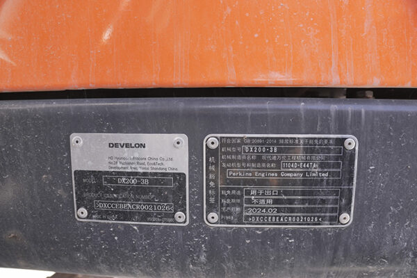 EXCAVADORA DEVELON DX200-3B  - 1026 - Imagen 3