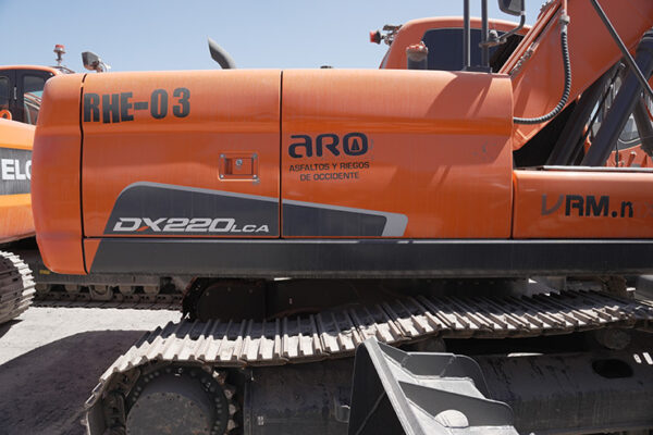 EXCAVADORA DEVELON DX220LCA - 0281 - Imagen 6