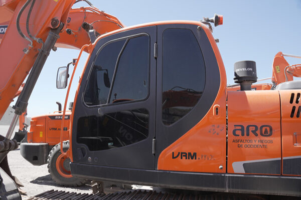 EXCAVADORA DEVELON DX220LCA - 0281 - Imagen 10