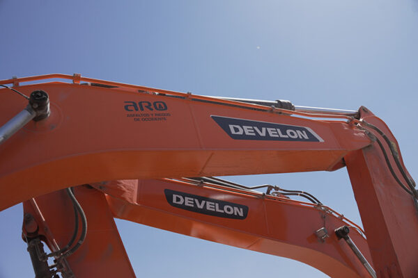 EXCAVADORA DEVELON DX220LCA - 0281 - Imagen 11