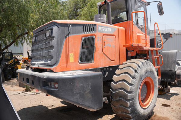 CARGADOR FRONTAL DEVELON SD310 - 0435 - Imagen 6