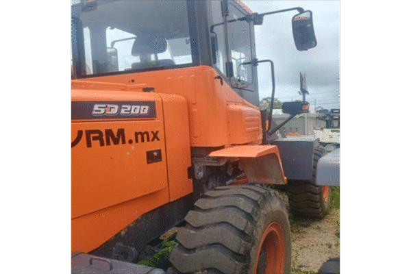 CARGADOR FRONTAL DEVELON SD200 - 0709 - Imagen 4