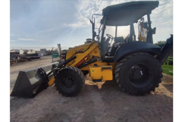 RETROEXCAVADORA NEW HOLLAND B80C - 1570