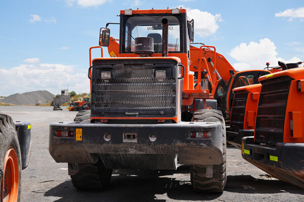 CARGADOR FRONTAL DEVELON SD310 - 0420 - Imagen 5