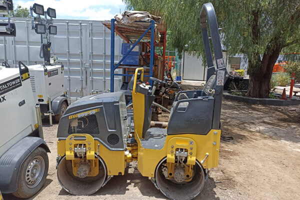 COMPACTADOR RODILLO DOBLE BOMAG BW 900-50 - 1112
