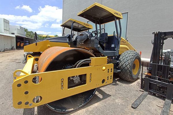 COMPACTADOR SENCILLO BOMAG BW 211 D-40 - 1229