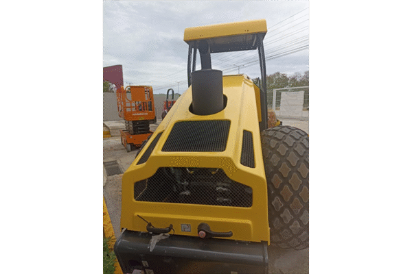 COMPACTADOR SENCILLO BOMAG BW 211 D-40 - 1189 - Imagen 2