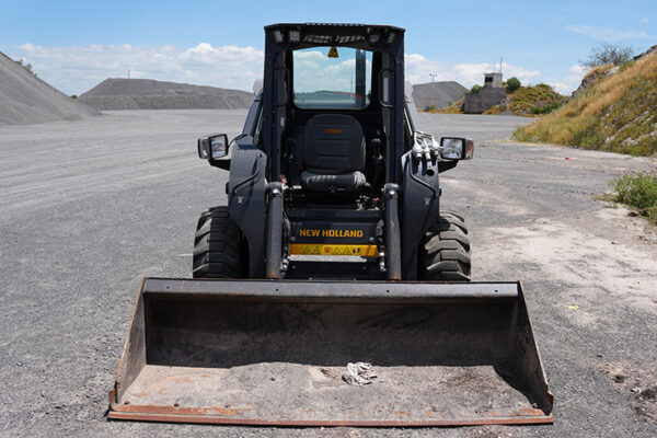 MINICARGADOR NEW HOLLAND L325N - 6085 - Imagen 2