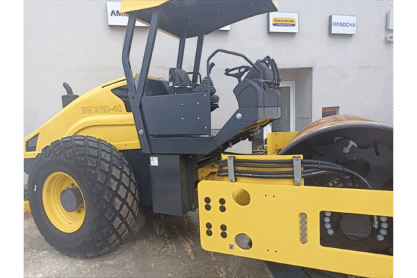 COMPACTADOR SENCILLO BOMAG BW 211 D-40 - 1189