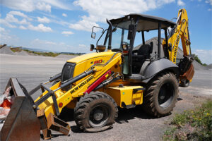 RETROEXCAVADORA NEW HOLLAND B80C - 0313