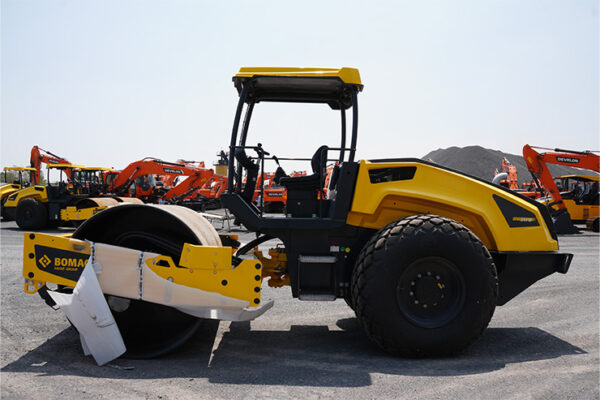 COMPACTADOR SENCILLO BOMAG BW 211 D-5 SL - 1197 - Imagen 4
