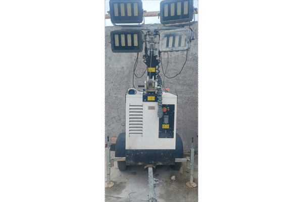 TORRE DE ILUMINACIÓN FENIX PRO17 - 0418