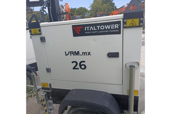 TORRE DE ILUMINACIÓN FENIX PRO17 - 0435